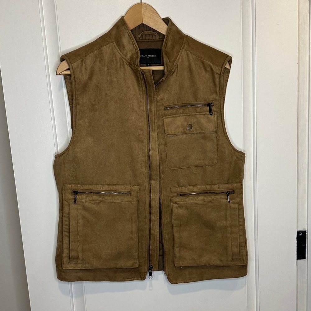 Banana Republic vegan suede vest size small